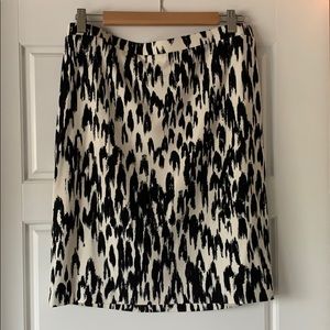 Patterned Ann Taylor skirt - Sz 10
